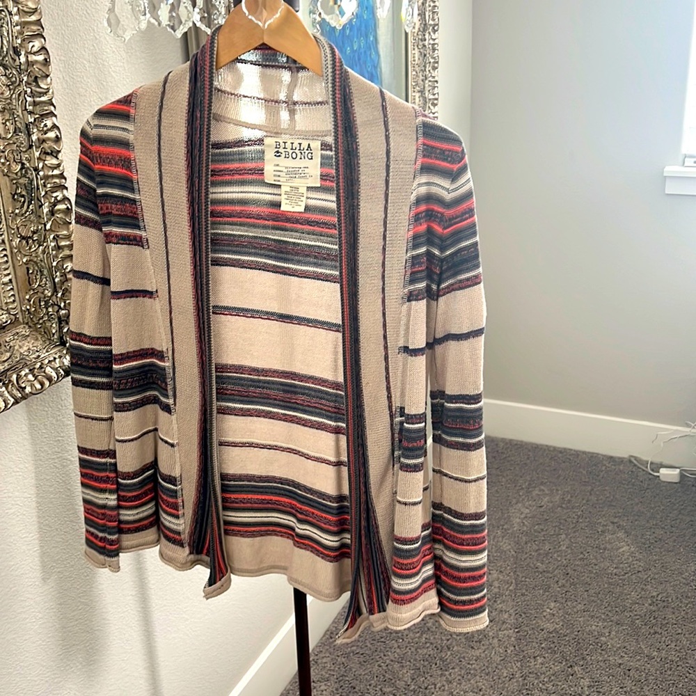 Billabong Cardigan. Size S.